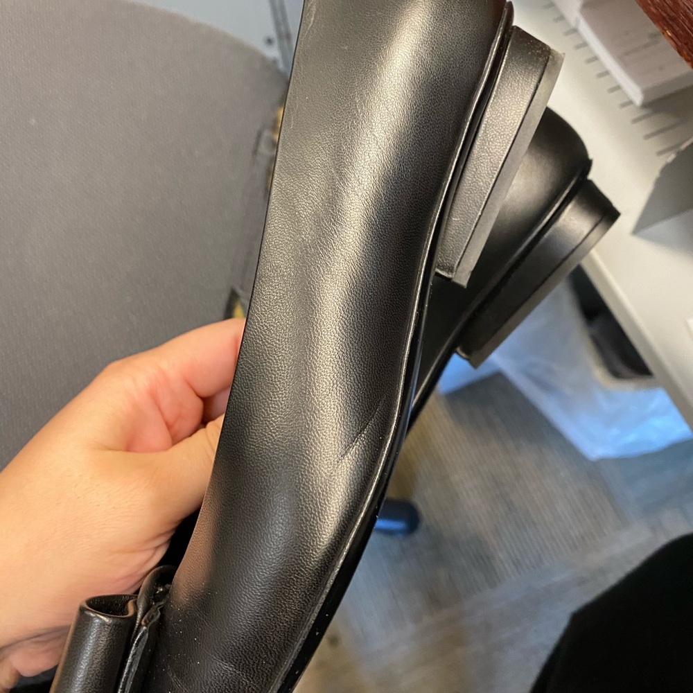 Shoes - Picture 4 of 4